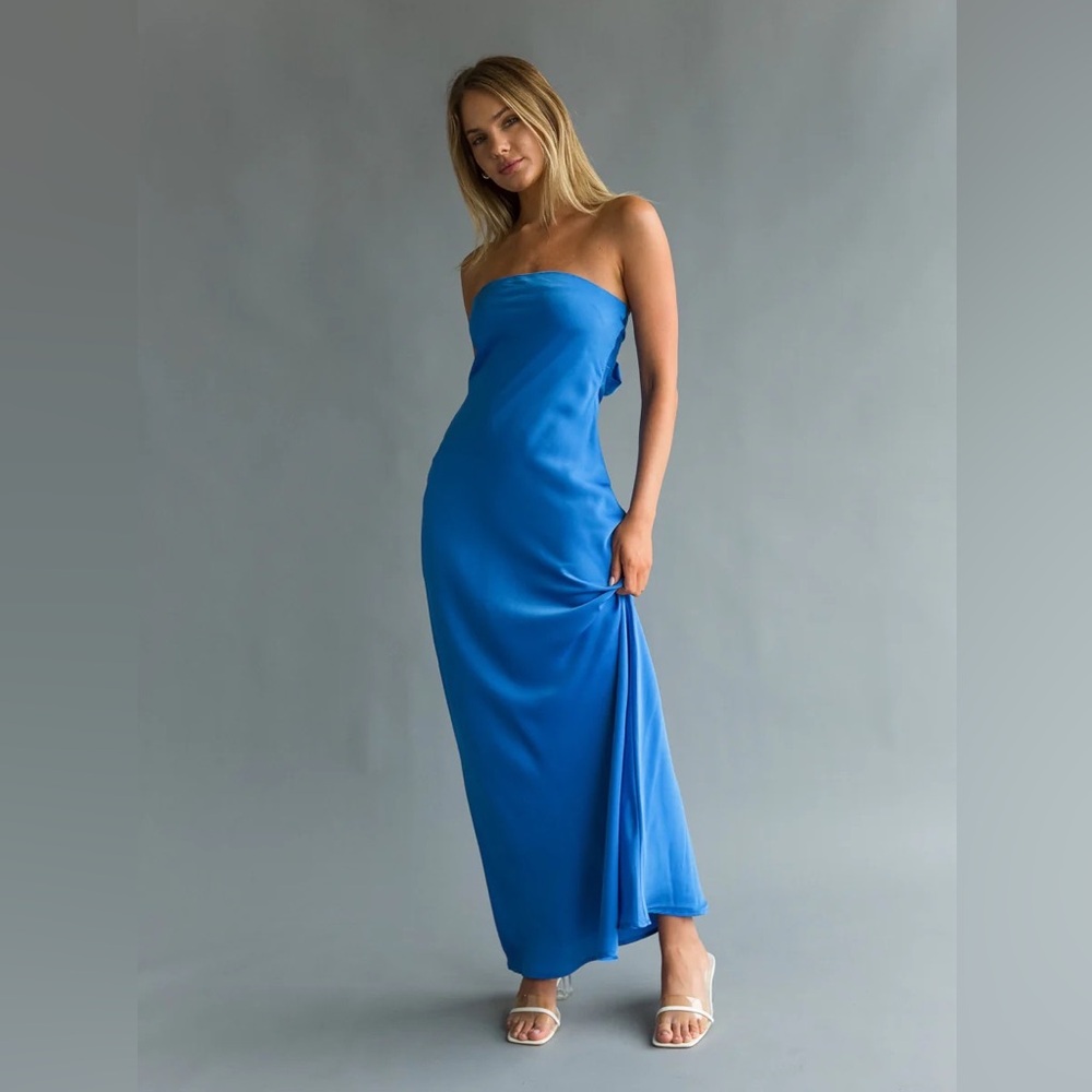 American Threads Britt Strapless Tie Back Maxi Dress